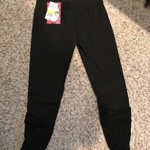 Black Medium leggings with scrunchy calf cover